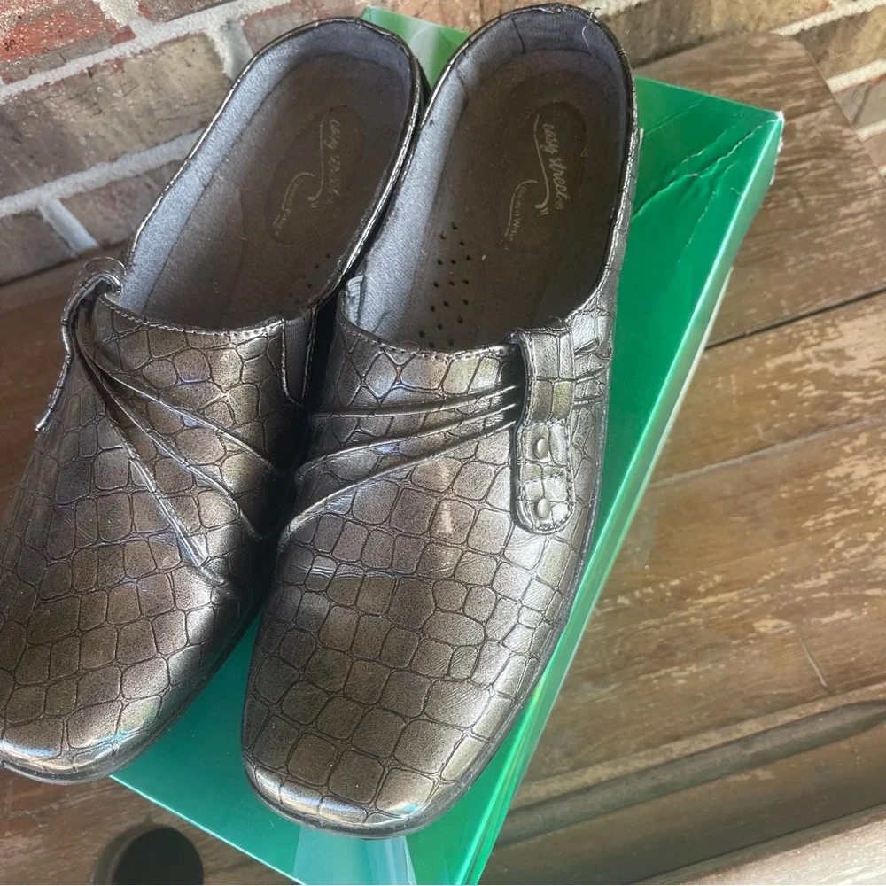 Easy Street‎ Flats Pewter Croc Holly Size 9 sb4